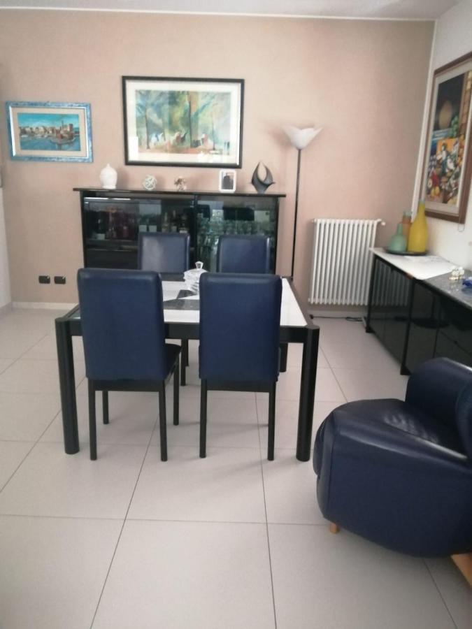 B&B Dei Girasoli 特拉尼 外观 照片